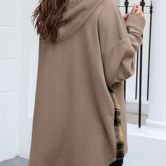Women's Tan Hooded Jacket - Picture 3 of 7